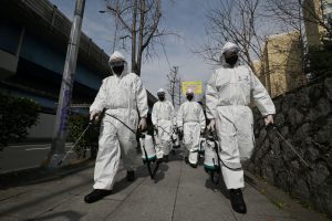 I prezzi dei pandemic bond sono in caduta libera e potrebbero anche cedere l'80%: secondo l'agenzia di rating DBRS Morningstar, chi possiede la classe più rischiosa perderà presto l'intero capitale investito