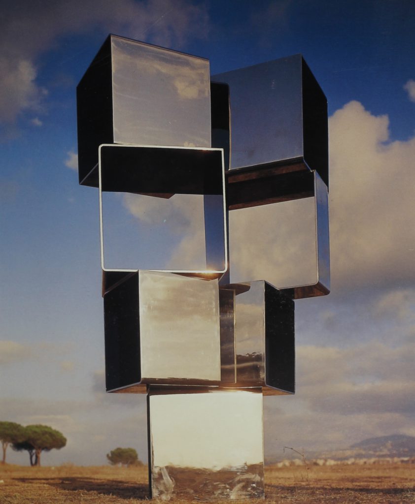 Beverly Pepper, Prisms I, 1967-1968, Patrimonio artistico del Gruppo Unipol